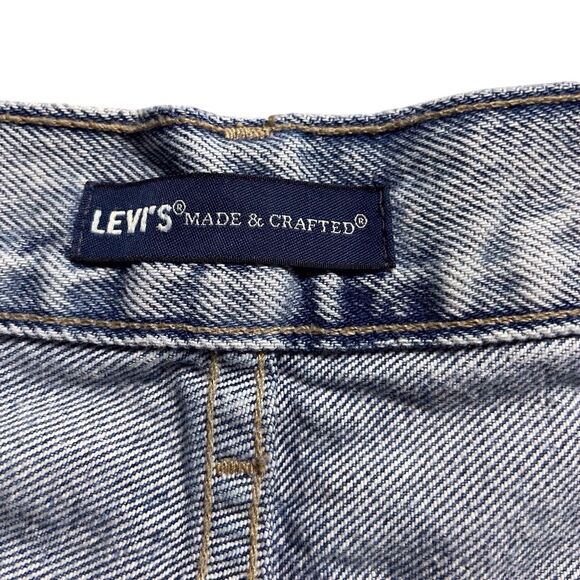 LEVI’S MADE & CRAFTED Barrel Crop Jeans Light Wash High Rise Raw Hem Size 28 - Picture 7 of 16